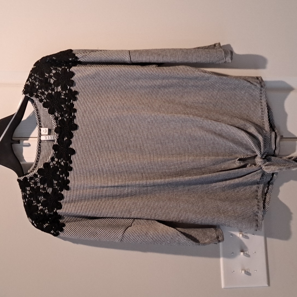 Elle Black and White Stripe Top